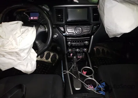 2014 Nissan Pathfinder S from USA, damaged, VIN 5N1AR2MN1EC711669